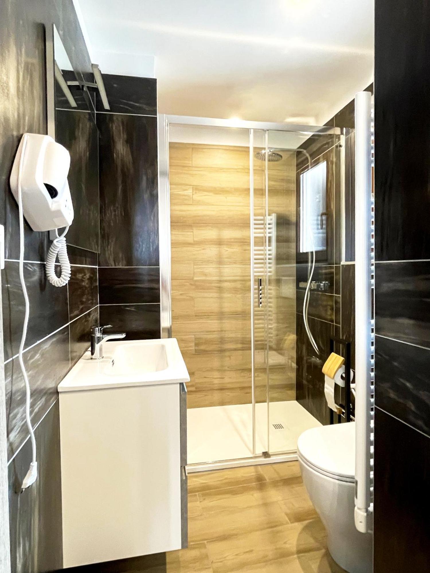 Le Torri Loft Apartment Fossano Exteriör bild